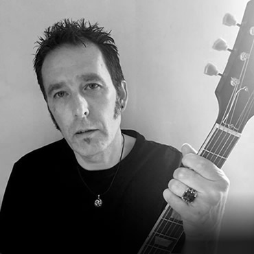 Rusty Blade - Vain Guitarist, Backing Vocalist